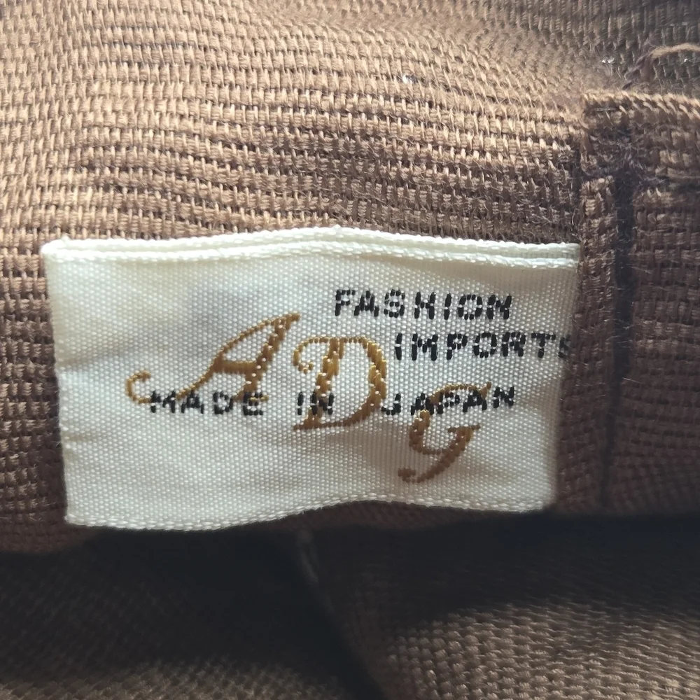 Fashion Imports ADG Japan Vintage Brown Boho Crochet Macrame Bag Full Zip